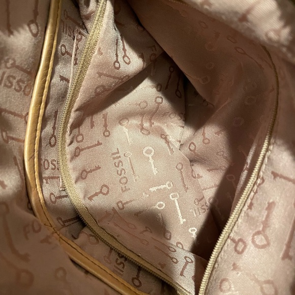 Fossil Tan Yellow Leather Crossbody Purse, Vintage with Adjustable Strap - Picture 12 of 12